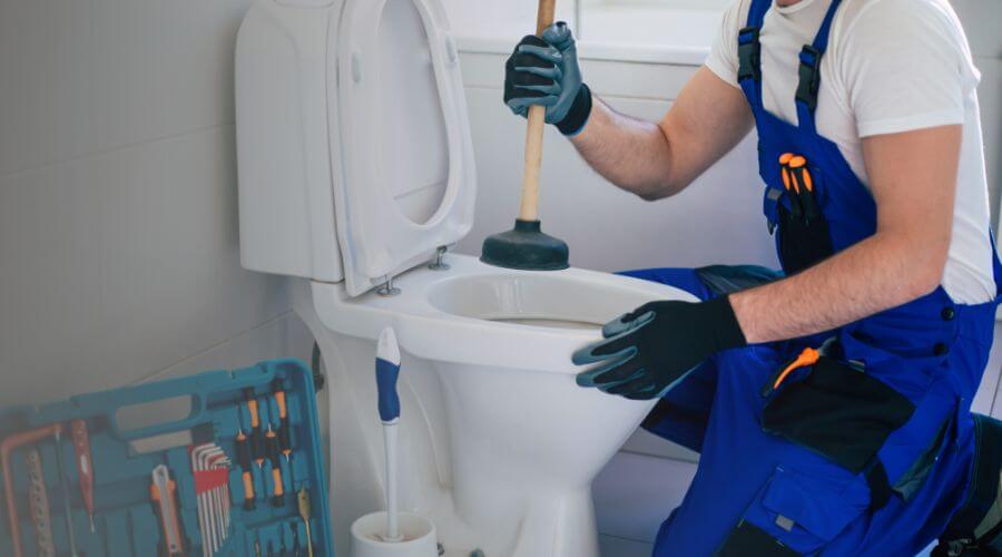 Professional septic pumping service in Swengel, PA